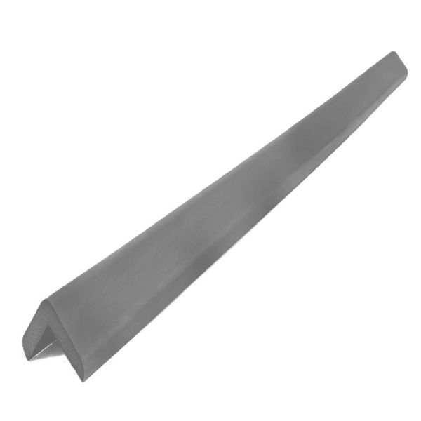 Rohový ochranný nárazník. Tvar L. Rozmery 1000 mm, 50x50 mm. Rohový ochranný nárazník. Tvar L. Rozmery 1000 mm, 50x50 mm.